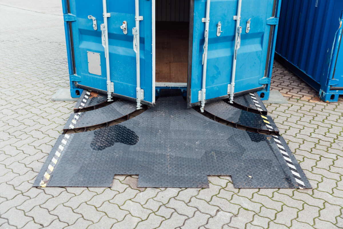 Sea Container Flat Ramp Shipping Container Ramps (Advanced) - CHS Container Group