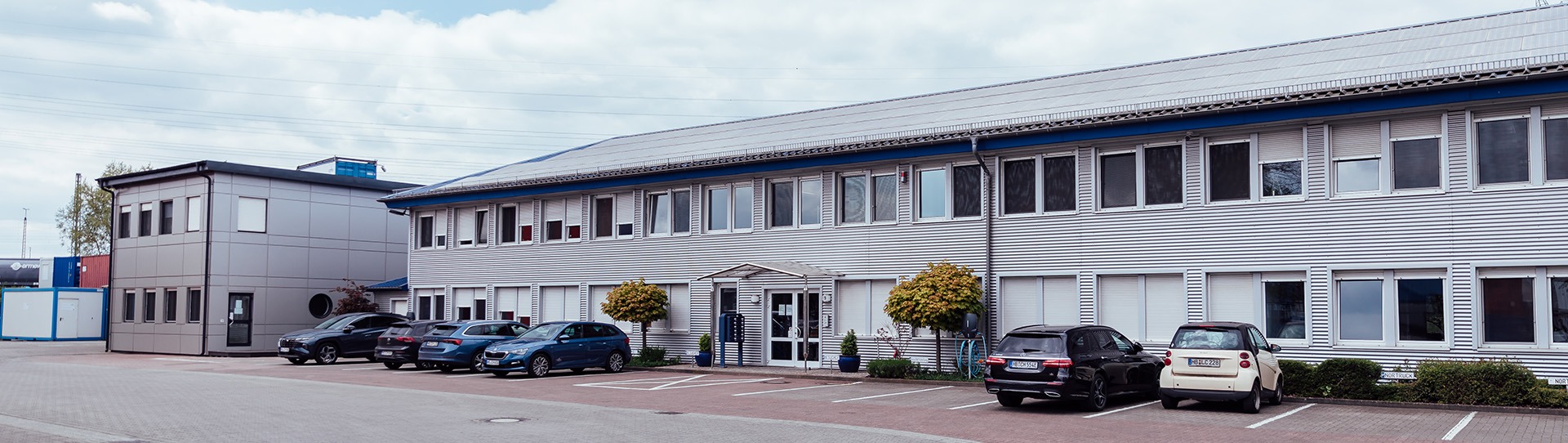 Firmenhauptsitz in der Tillmannstraße 19 in Bremen von Außen