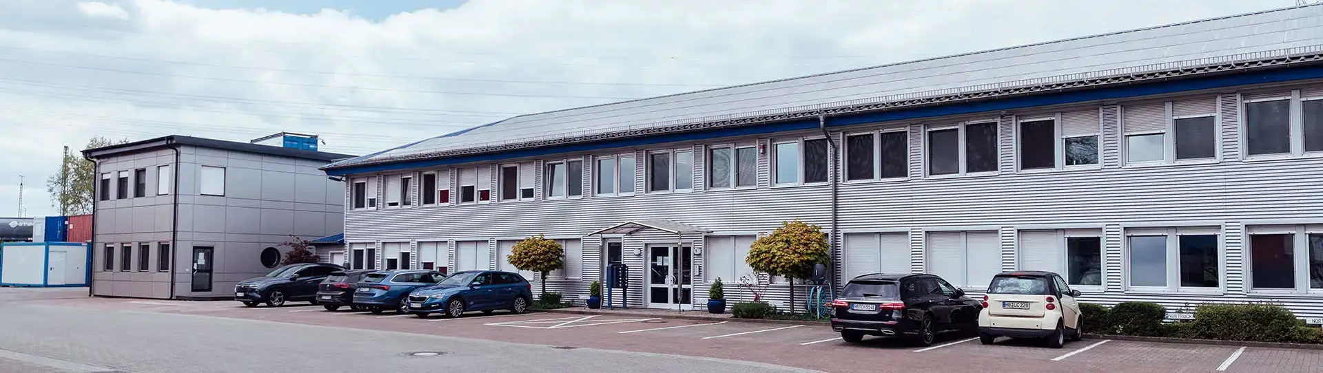 Titel-Standortbild-CHS-Bremen-1920px Firmenhauptsitz in der Tillmannstraße 19 in Bremen von Außen