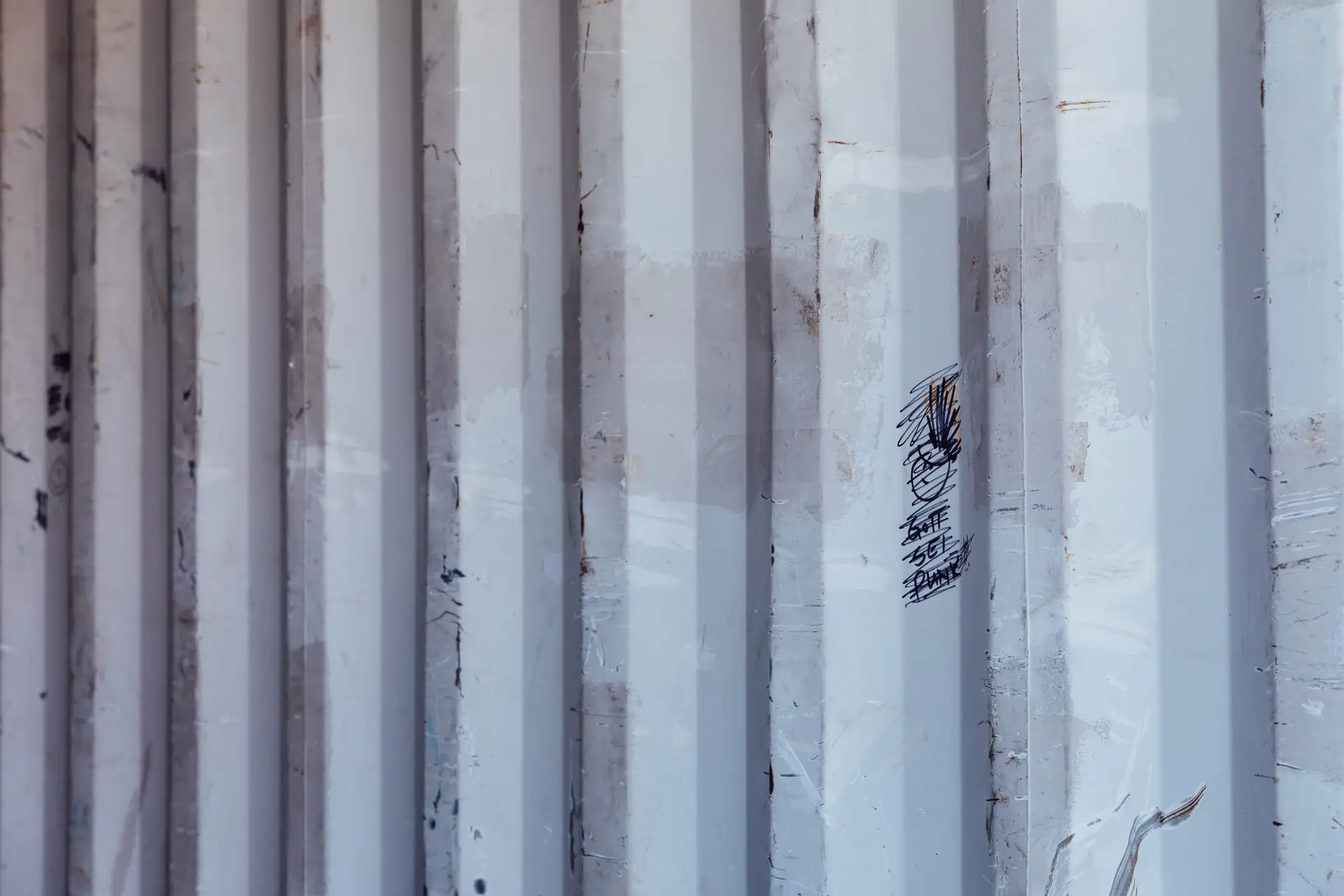 40ft High-Cube Used Shipping Containers For Sale - Image 24