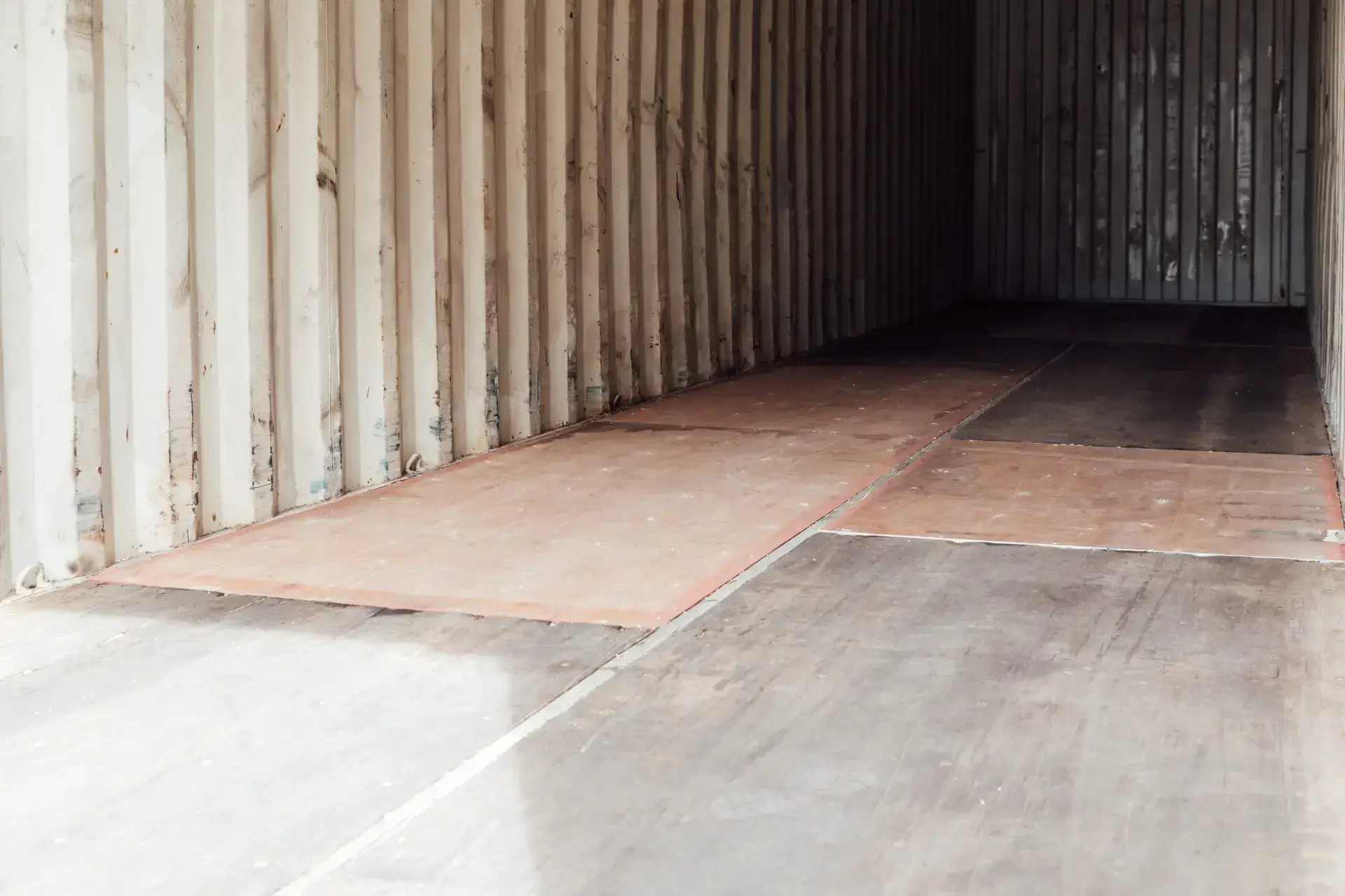 40ft High-Cube Used Shipping Containers For Sale - Image 11